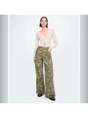 Gap Camo Military Baggy Mid-Rise Wide-Leg Denim Jeans NWOT 31/12 Long